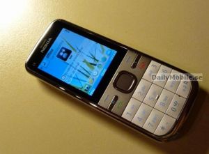 Smartphone-ul Nokia C5, in primele imagini pe net