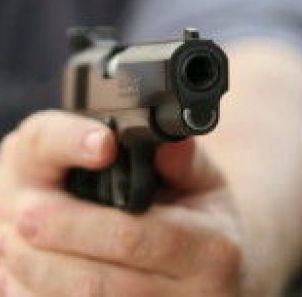 Barbat gasit impuscat in cap la Codlea