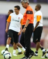 Jucatorii de la Sahtior Donetk, dati afara din magazinul de lux Harrods