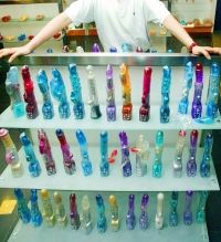 Vibrator cu diamante de 40.000 de lire sterline