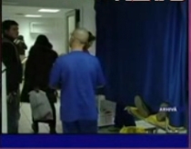 O adolescenta din Bacau si-a infipt un cutit in abdomen pentru a scapa de sarcina