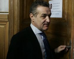 Gigi Becali, suspendat 6 luni si amendat cu 150.000 de lei