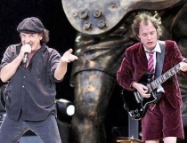 Alarma falsa cu bomba la show-ul AC/DC