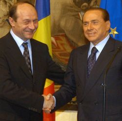 Basescu este Berlusconi din Balcani, conform ziarului italian L
