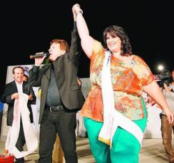 Concurs de Miss pentru doamne de peste 100 Kg. Castigatoarea are 172 Kg