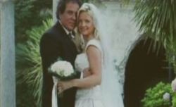 A aflat de pe Facebook ca sotul sau mai are o nevasta