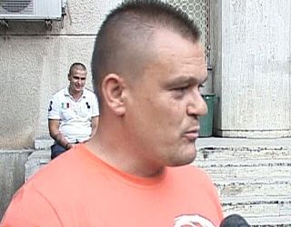 Gheorghe Mustata, seful galeriei steliste, prins beat la volan