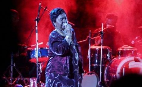 Cesaria Evora concerteaza la Brasov si Bucuresti, in octombrie
