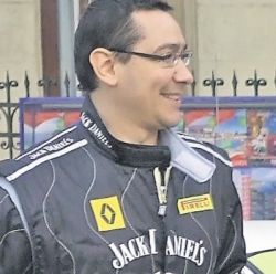 Victor Ponta, implicat intr-un accident la Raliul Iasiului