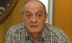 Criticul literar Mircea Ghitulescu a incetat din viata la 65 de ani