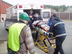 Un batran din Cluj si-a taiat un testicul pentru ca era prea mare