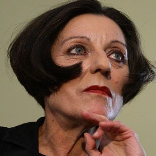 Herta Muller se prostitua cu studenti arabi, conform Securitatii