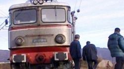 Botosani: 4 morti dupa ce un tren a izbit o masina