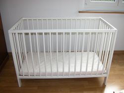 Copil roman vandut in rate unor francezi