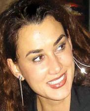 Elena Hristodorescu, managerul Marks & Spencer, s-a sinucis din dragoste pentru fostul ei cumnat