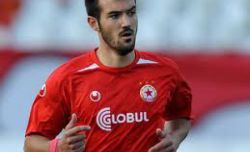 Rapid l-a transferat pe internationalul bulgar Pavel Vidanov