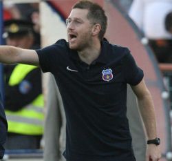 Haosul continua la Steaua: si Edi Iornanescu a demisionat