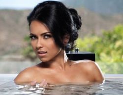 Inna canta pe 17 Mai la Arenele Romane