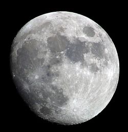 Pe 19 Martie Luna va fi la cea mai mica distanta de Pamant din ultimii 20 de ani