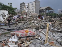 Cutremur de 7,1 grade Richter in Indonezia