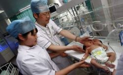 Un copil cu doua capete s-a nascut in sud-vestul Chinei