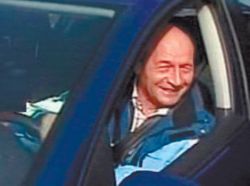 Antena 3 anunta moartea presedintelui Basescu, dar acuza un atac informatic