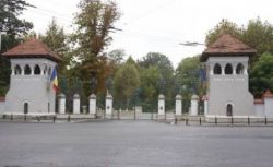 Un barbat si-a dat foc in fata la Cotroceni