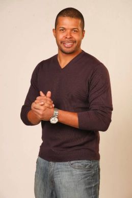 Cabral ajuta la strangerea de fonduri pentru Maternitatea Polizu