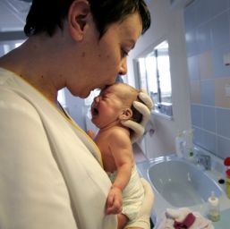 Prima banca publica de celule stem din Romania