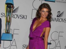 Angela Martini, Miss Albania, cel mai cautat model pe net