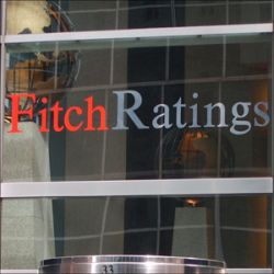 Fitch a ridicat ratingul Romaniei la BBB-