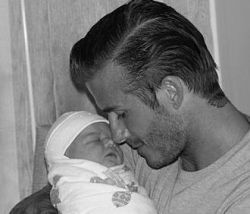 Sotii Beckham au publicat prima poza cu Harper Seven