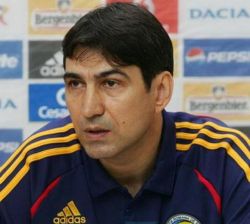 Victor Piturca: Mutu si Tamas sunt exclusi de la echipa nationala