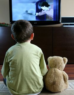Stirile de la ora 5 ii traumatizeaza pe copii 