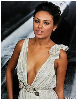 Mila Kunis, cea mai sexy actrita a verii 2011