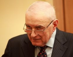 Adrian Vasilescu, BNR: Dumnezeu ajuta bancile romanesti in fata crizei