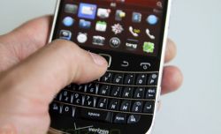 Serviciile BlackBerry restabilite dupa trei zile de intrerupere