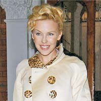 Kylie Minogue, actrita de teatru