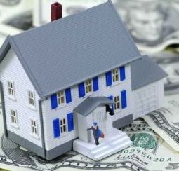 Noi reguli bancare: Avans minim 25% la creditele imobiliare in euro si 40% la dolari