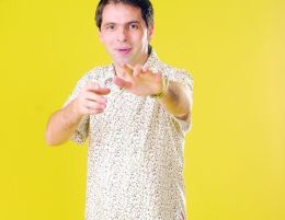 Dan Negru si-a abandonat masina pe Valea Oltului