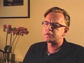 Andy Fletcher de la Depeche Mode vrea viniluri din Bucuresti
