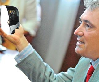 Videanu baga-n pamant un miliard euro cu metroul Otopeni