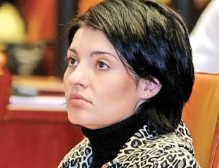 Studentii PIN i-au lasat-o lui Boc in birou pe Lavinia Sandru