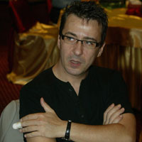 Florin Chilian, evacuat din platoul unei televiziuni timisorene