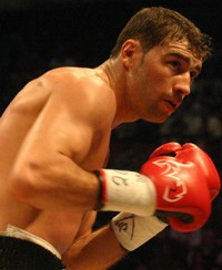 Lucian Bute l-a invins pe Alejandro Berrio prin KO