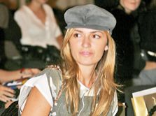 Maria Marinescu a busit un BMW in parcare