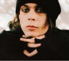 Ville Valo de la HIM - batut de fosta iubita