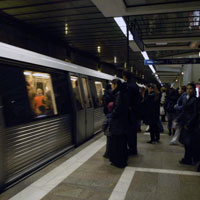Biletele de tren si cartelele de metrou, mai scumpe cu 7% din 2008