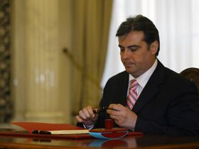 Adrian Cioroianu, surprins de propriile declaratii