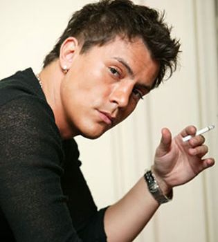 Razvan Fodor n-a uitat de Catrinel Menghia. O iubeste pe prietena ei